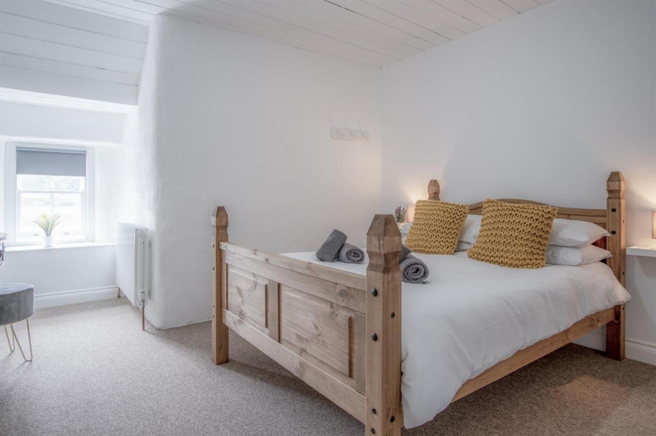 Brook Cottage - 2 Bedroom Cottage - Dale Bagian luar foto