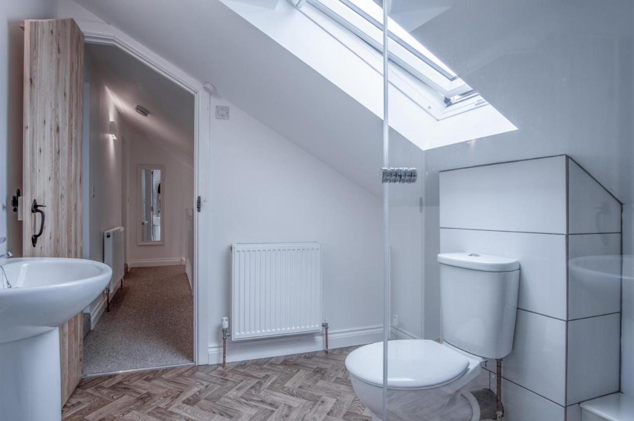 Brook Cottage - 2 Bedroom Cottage - Dale Bagian luar foto